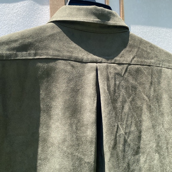 Adria Suede Shirt, Oversized, Vegan Suede, Banana Republic, women’s size Medium - Picture 8 of 16